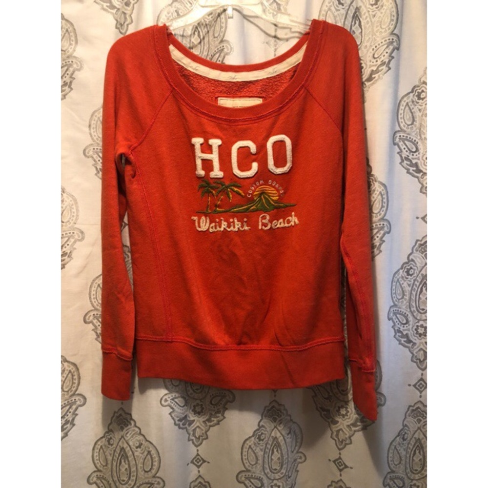Hollister Crew Neck/ Long Sleeve